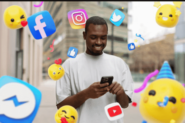 SCREENSHOT OF A MAN BROWSING THE INTERNET